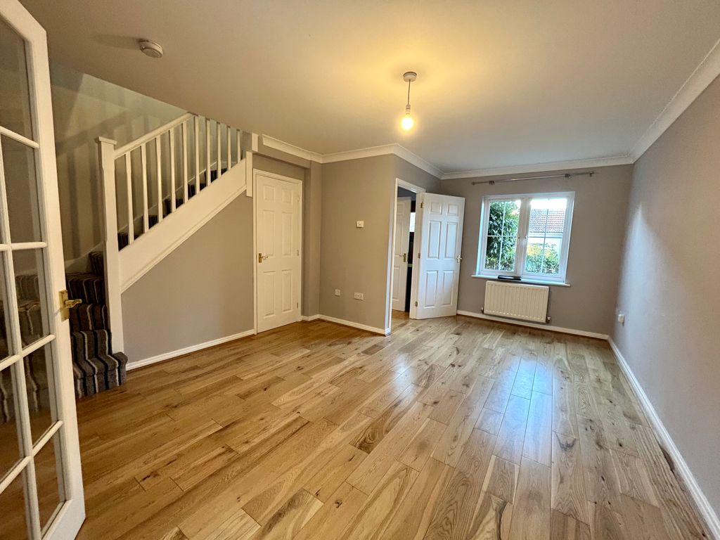 Property photo 3 of 16 Living Room