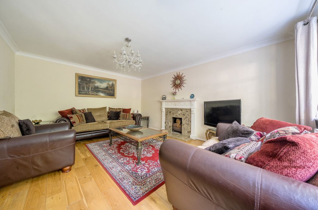 Property photo 3 of 14 1349302-15-68B9c7...