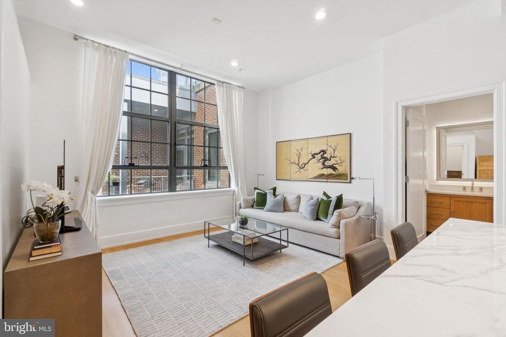 Property photo 2 of 16 <Alttext/>