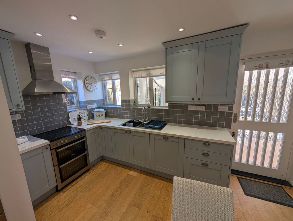 Property photo 3 of 15