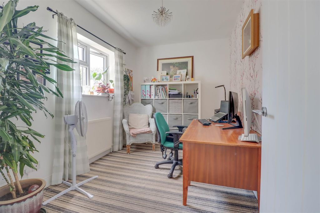 Property photo 3 of 27 14 Third Avenue Inside-3.Jpg