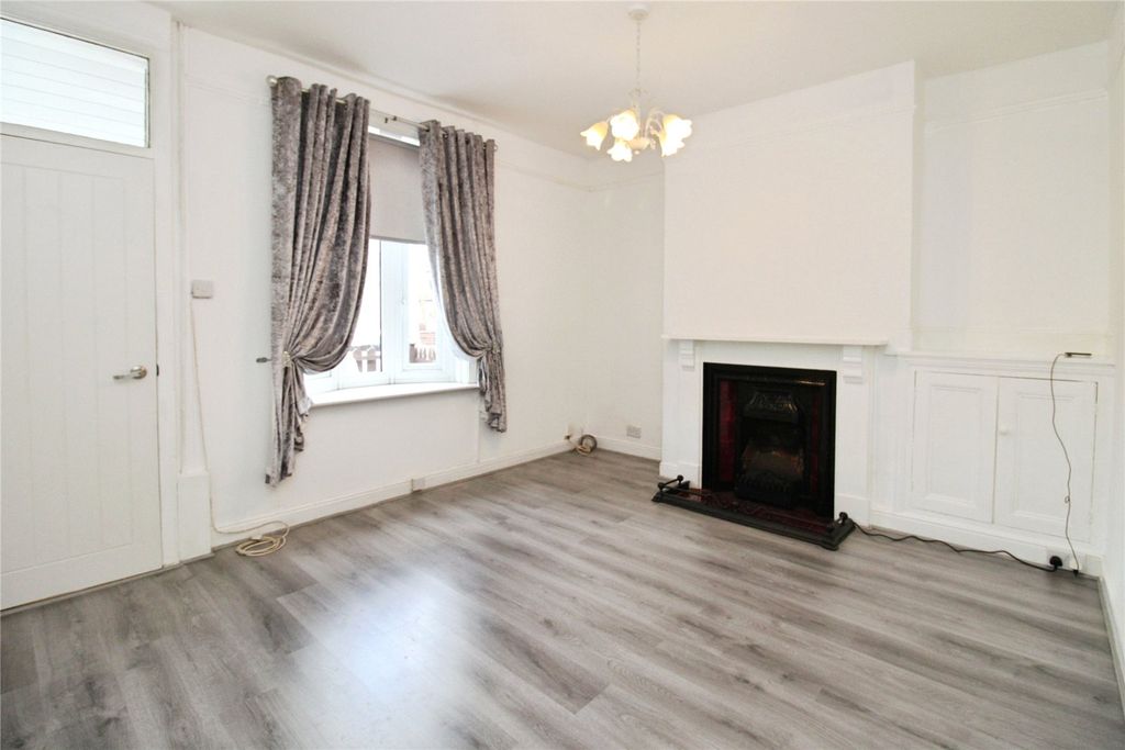 Property photo 3 of 12 Picture No. 04