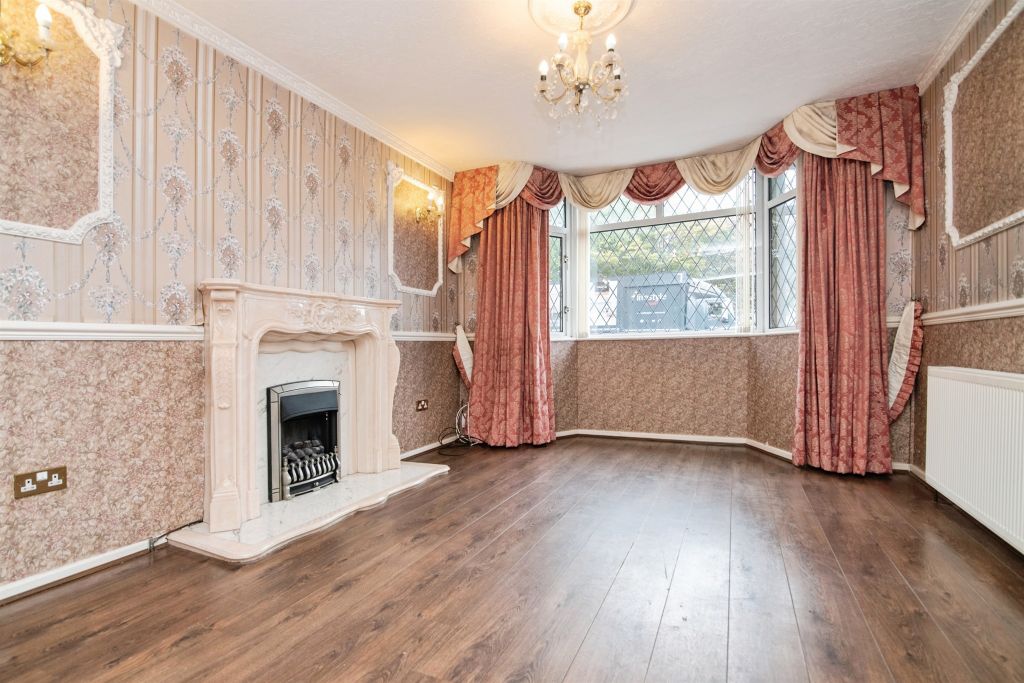 Property photo 3 of 16