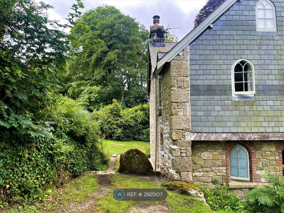 Property photo 3 of 18