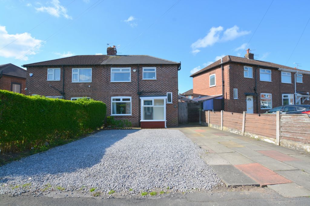 Property photo 1 of 17 Photo 2