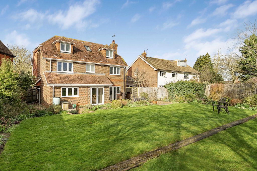 Property photo 2 of 38