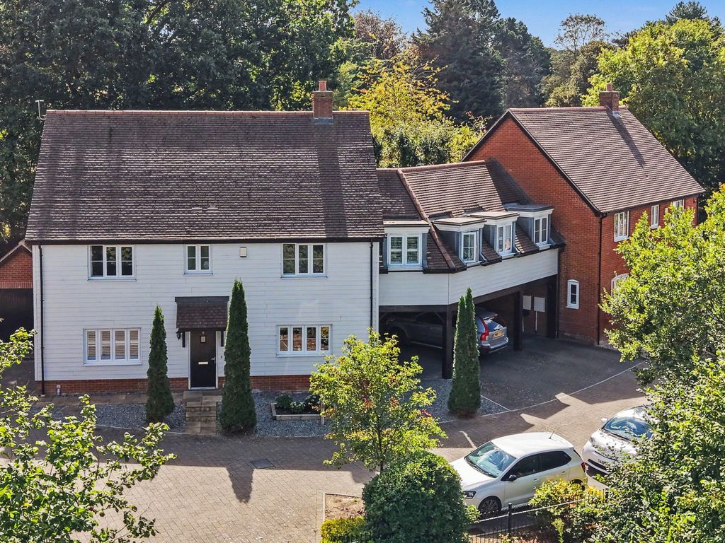 Property photo 1 of 33