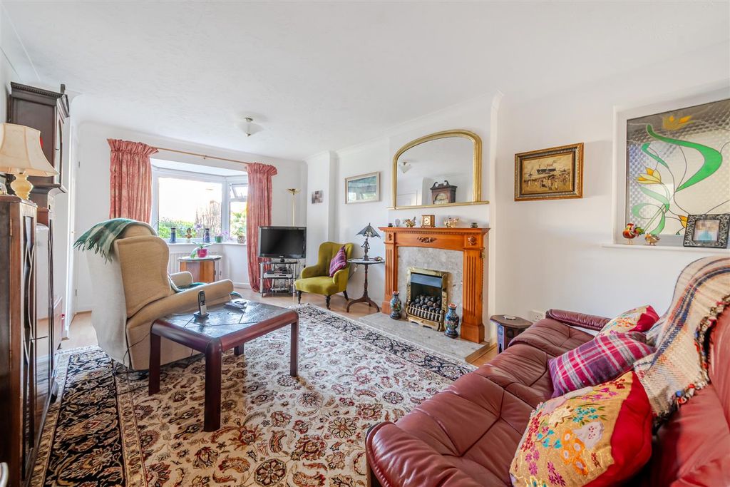 Property photo 2 of 18 Widdicombe Sitting Room.Jpg