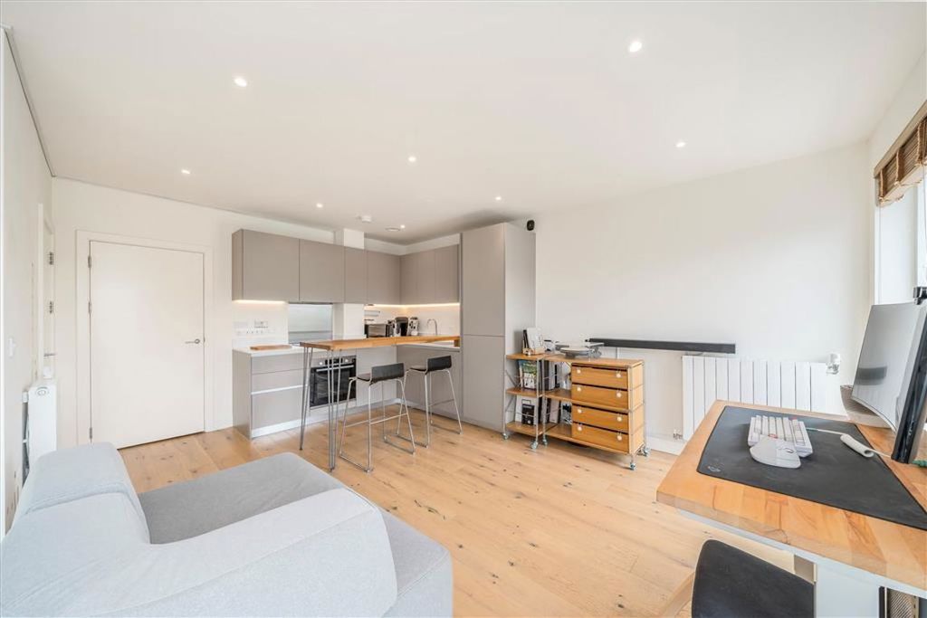 Property photo 2 of 5