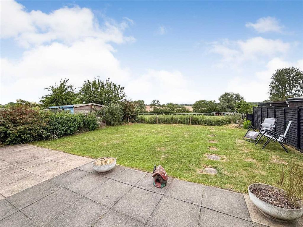 Property photo 3 of 23