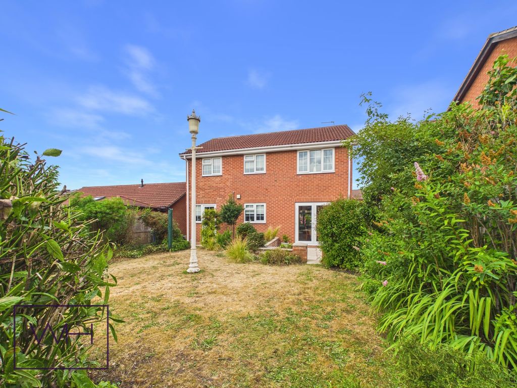 Property photo 2 of 20 Cam04980G0-Pr0174-Still048