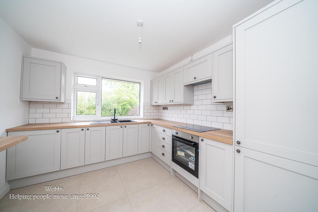 Property photo 3 of 21 Webbs-15.Jpg