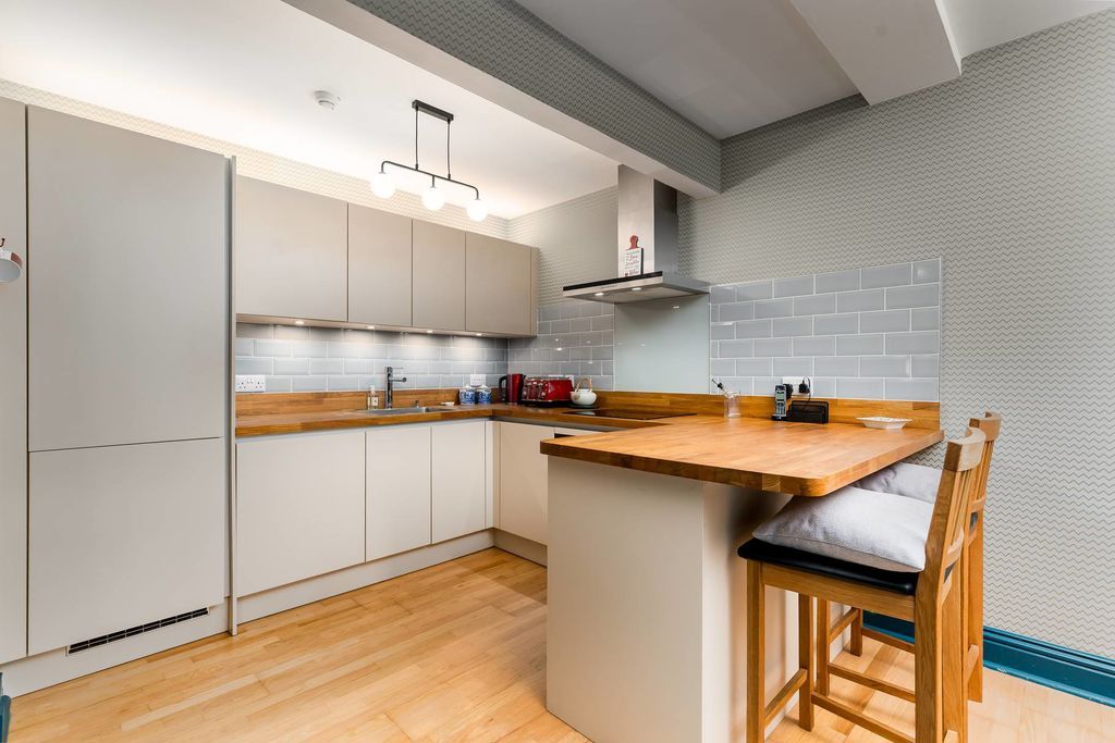 Additional image 5 of 2 bed flat for saleApartment 6, Kingsmeadows House, Kingsmeadows Road, Peebles EH45