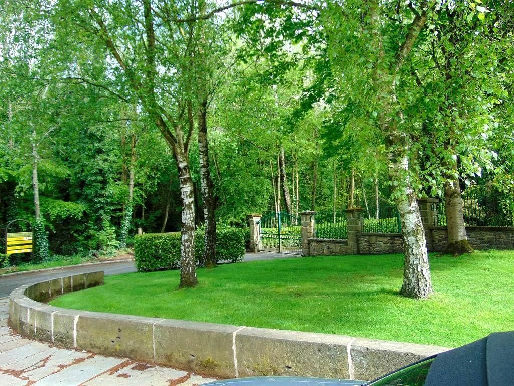 Property photo 3 of 9 Photo 3