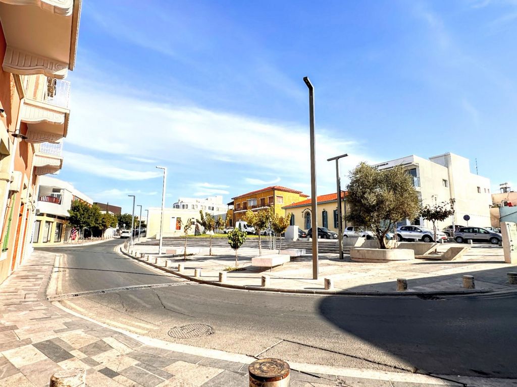 Property photo 3 of 3