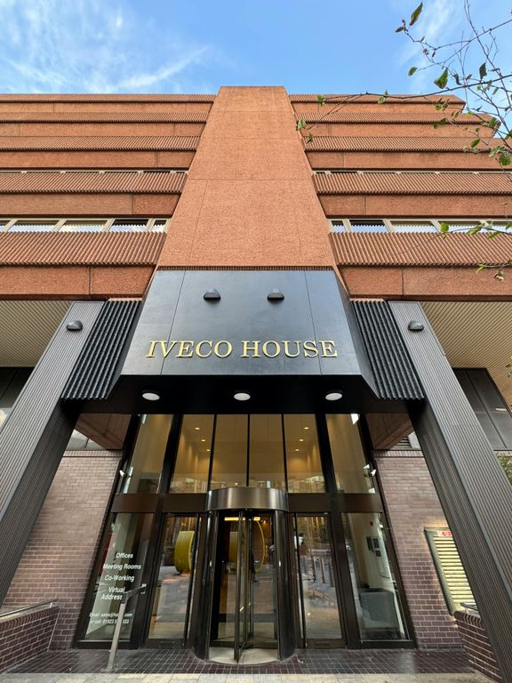 Property photo 3 of 20 Main Entrance