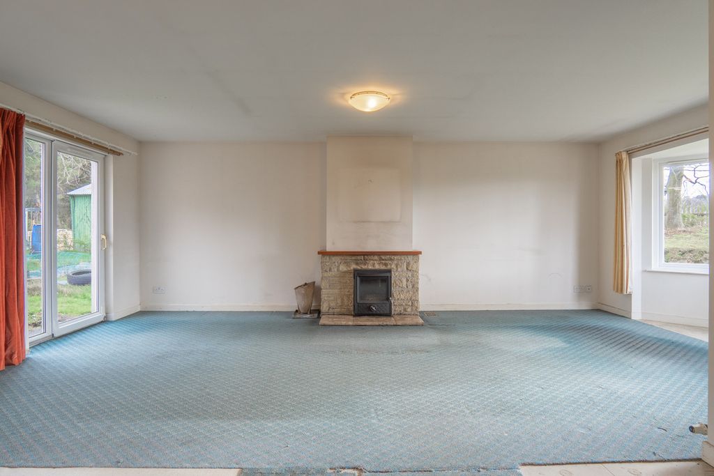 Property photo 3 of 29