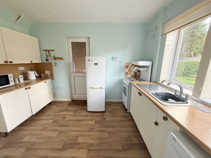 Property photo 2 of 16 Photo 11