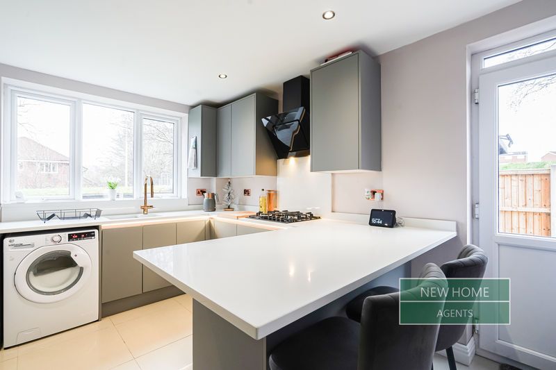 Property photo 2 of 26 Photo 17