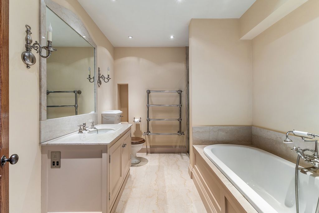 Additional image 22 of 5 bed property for saleWyck Rissington, Cotswolds, Gloucestershire GL54