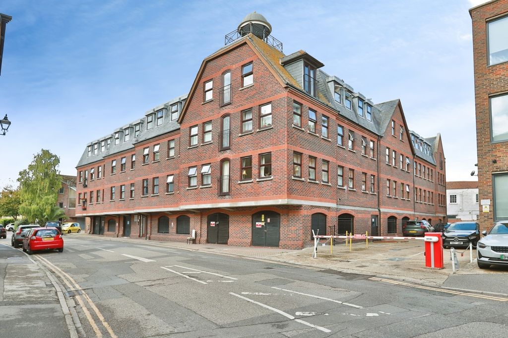 Property photo 1 of 16 External Shot