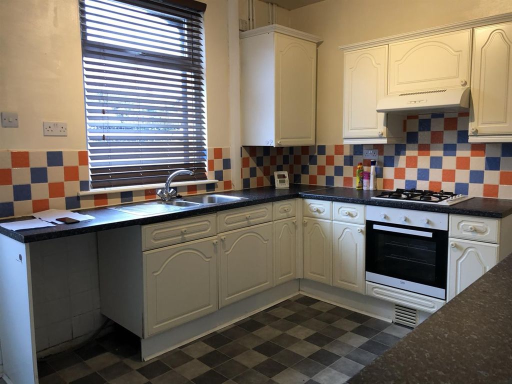 Property photo 2 of 8 Blantyre Street, Hindley, Wn2 3Lz - No Chain