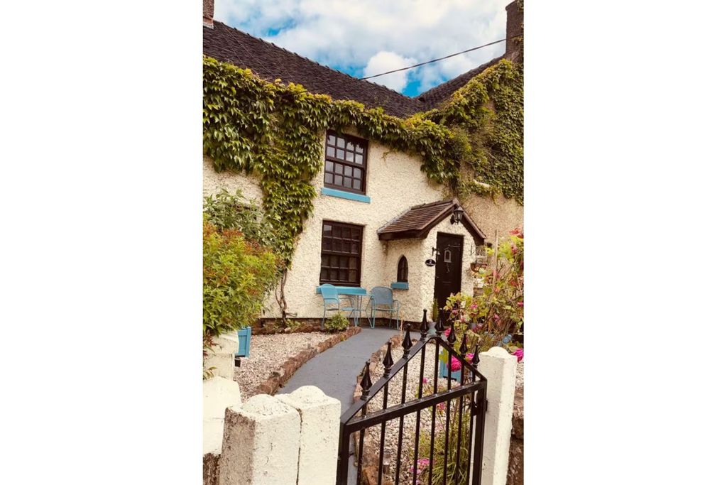 Property photo 1 of 15