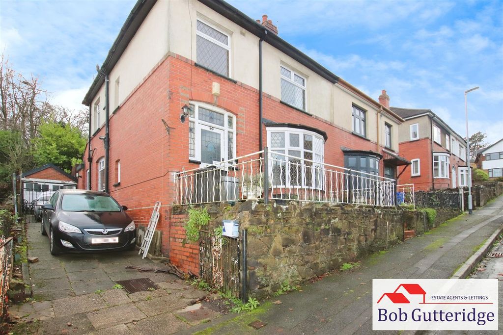 Property photo 1 of 29 Externally