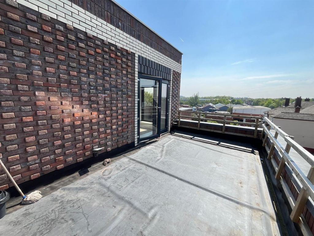 Property photo 2 of 7 Photo 27-04-2026, 1 02 09 Pm (2).Jpg