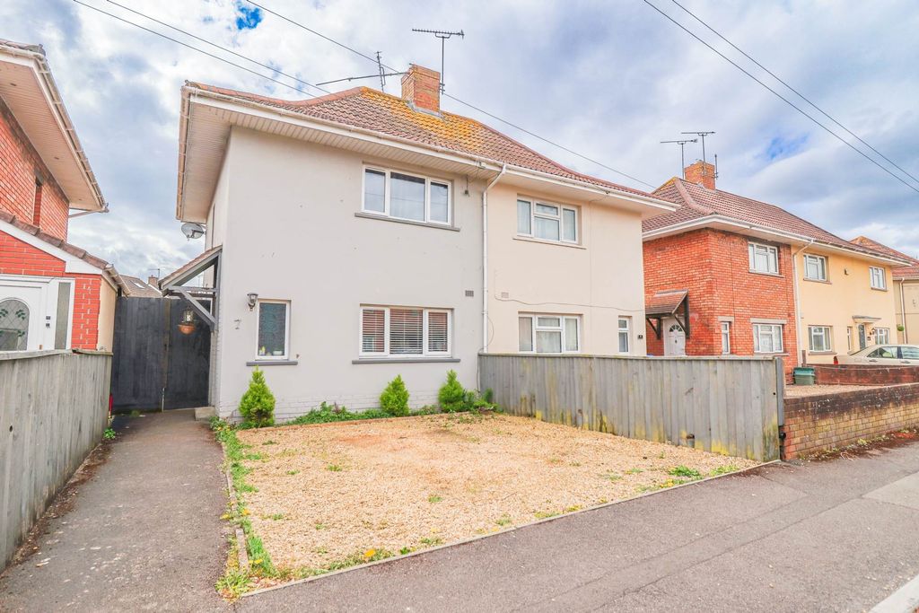 Property photo 1 of 20
