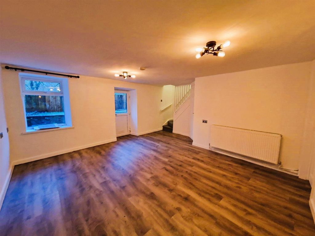 Property photo 1 of 15 1000085597.Jpg