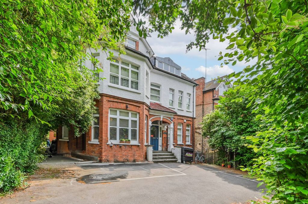 Property photo 2 of 17
