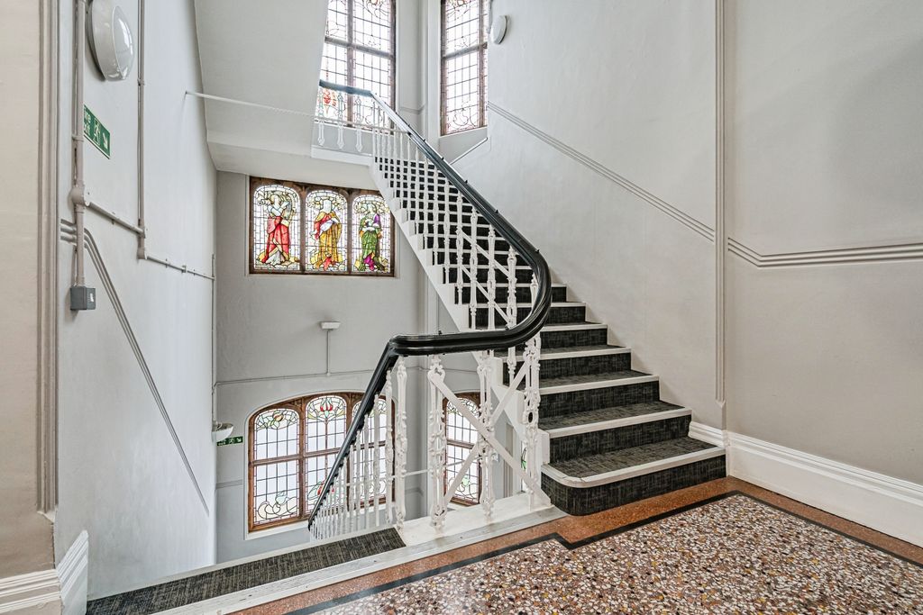 Property photo 2 of 16 Staircase