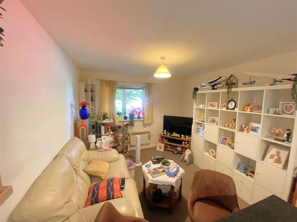 Property photo 2 of 8 7 Saskia - Living Room 1.Jpg