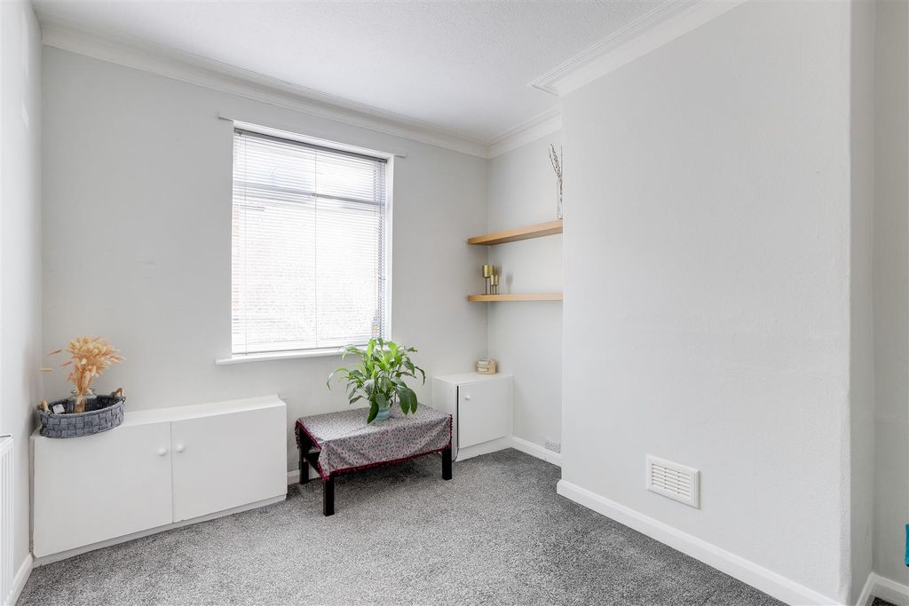 Property photo 3 of 17 090925_8.Jpg