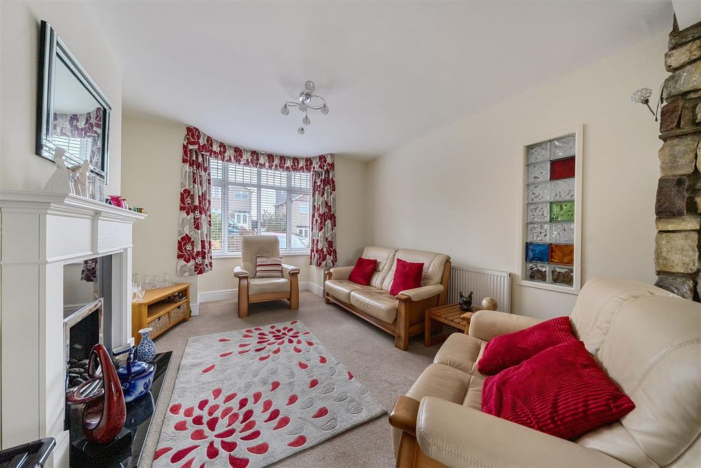 Property photo 2 of 13 1375612-6-6909E85061932.Jpg