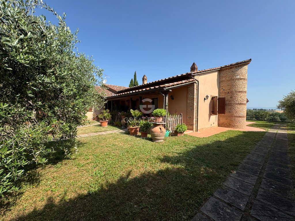 Property photo 2 of 34