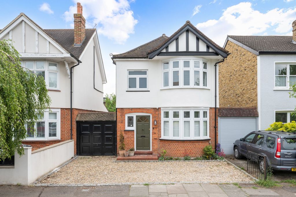 Property photo 1 of 13