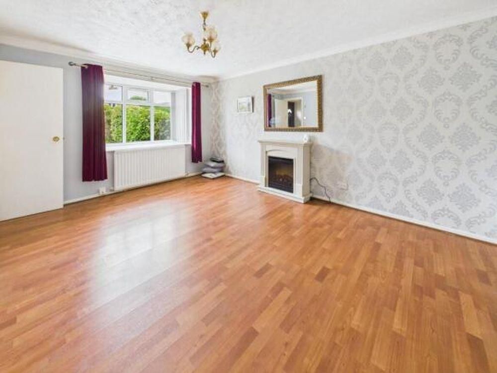 Property photo 2 of 12 2_.Jpg