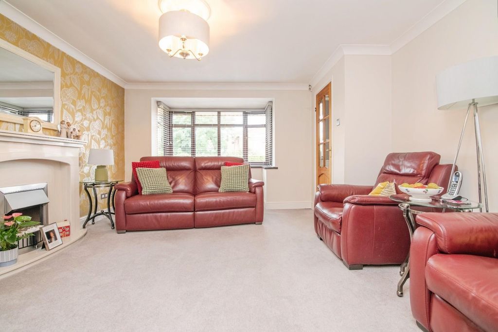 Property photo 2 of 20 Bilston-26.Jpg