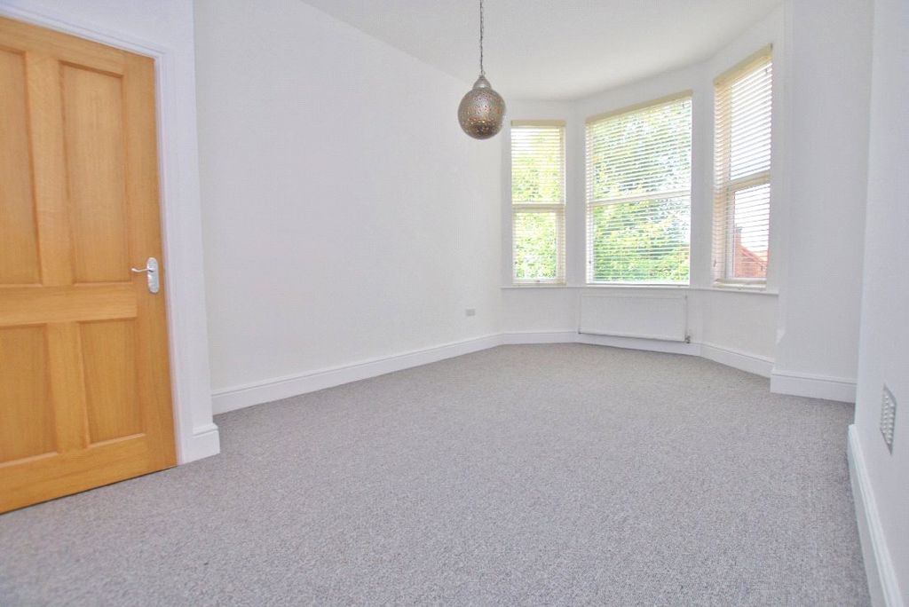 Property photo 3 of 8 Picture No. 05