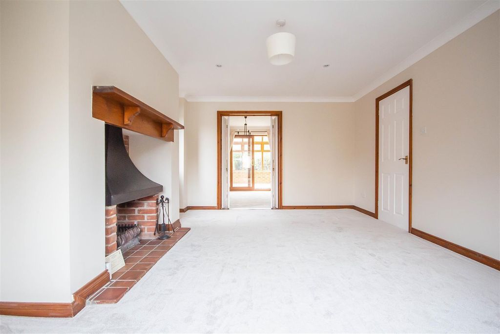 Property photo 3 of 13 Reception Room 1.Jpg