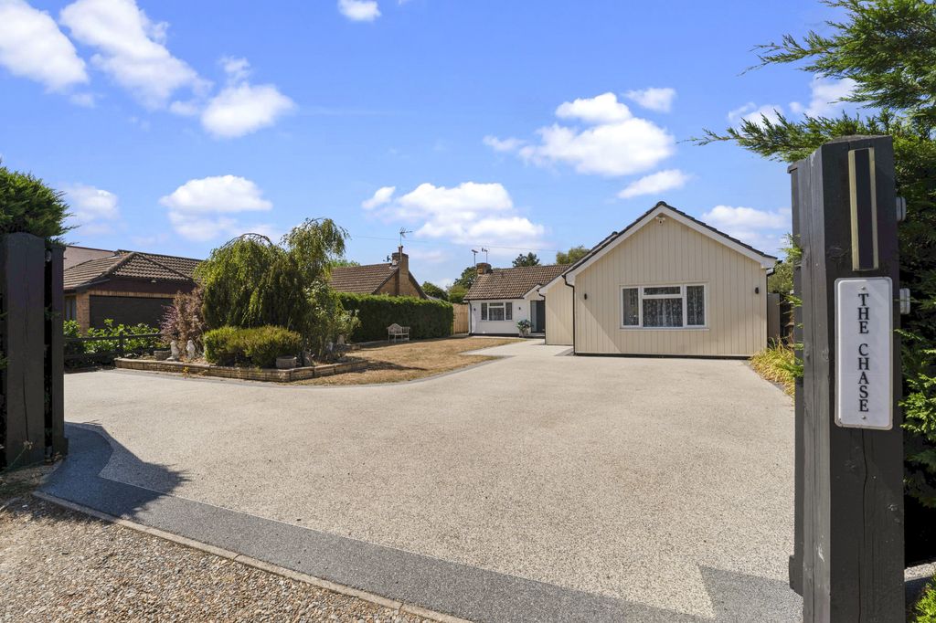 Property photo 1 of 25