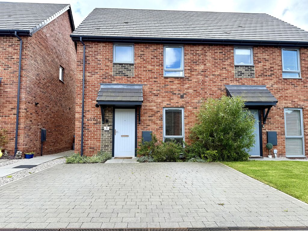 Property photo 1 of 23