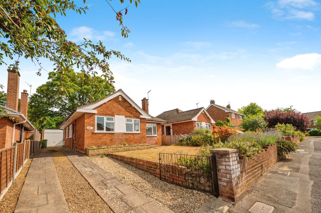 Property photo 1 of 11