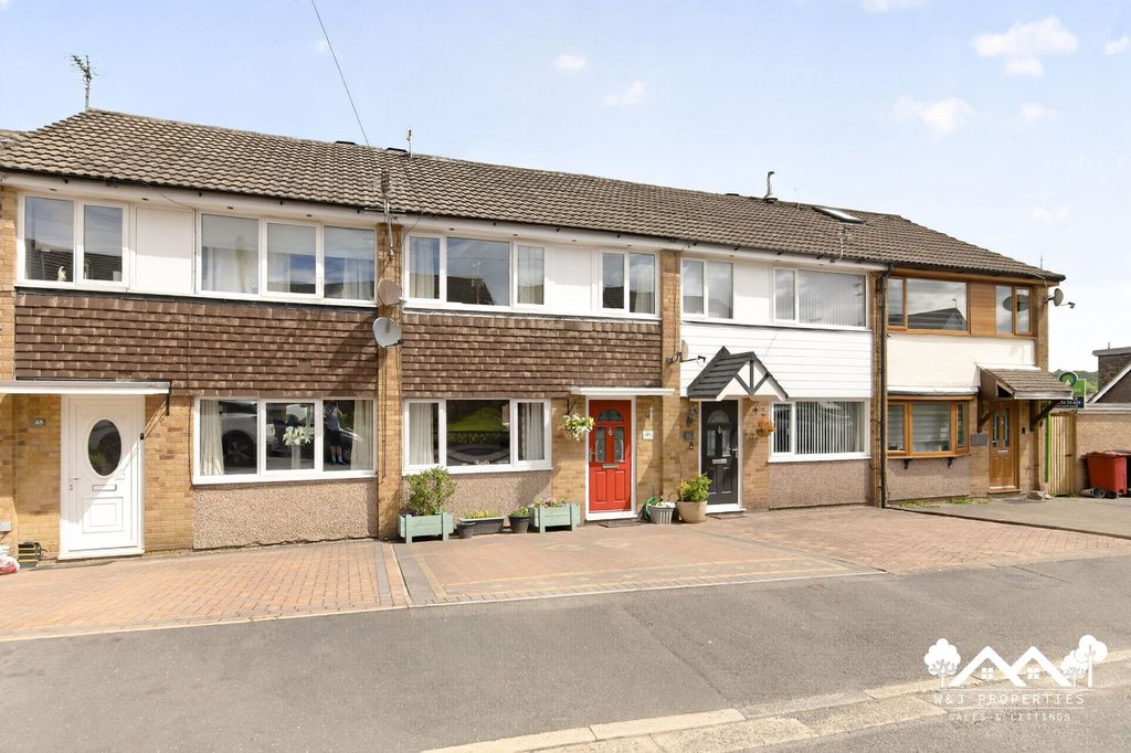 Property photo 1 of 31