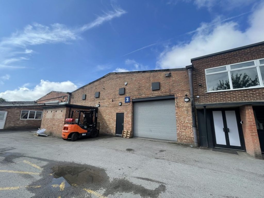 Property photo 2 of 4