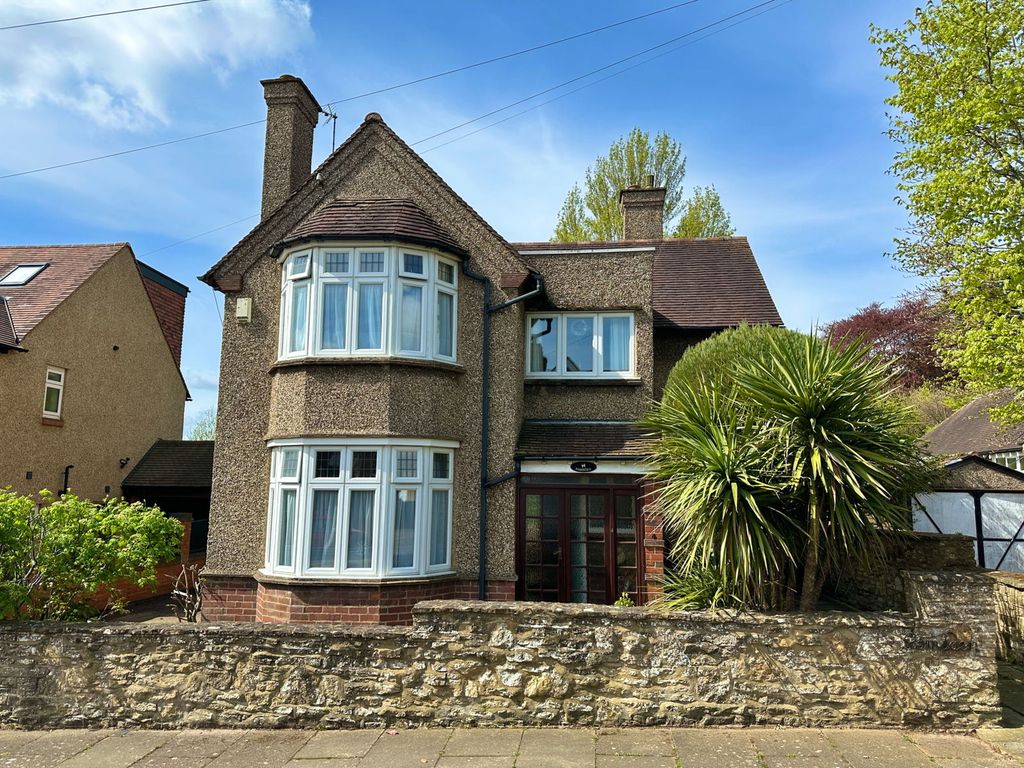 Property photo 1 of 24