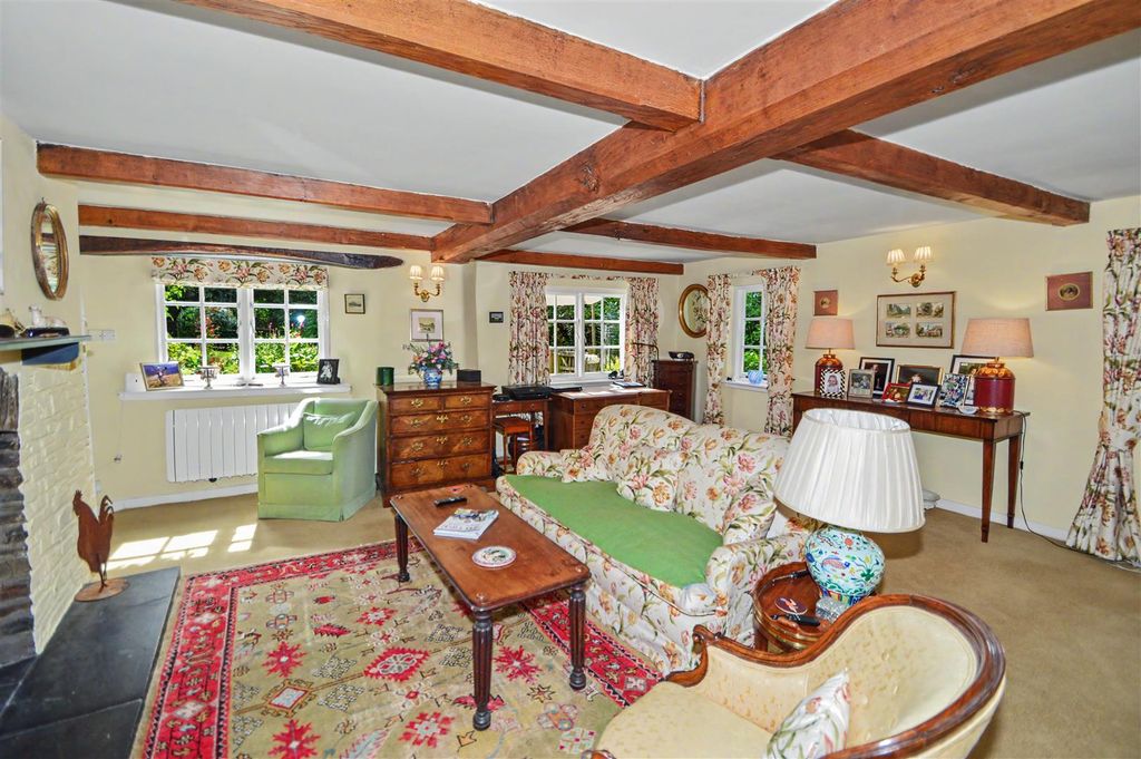 Property photo 3 of 21 Drawing Room
