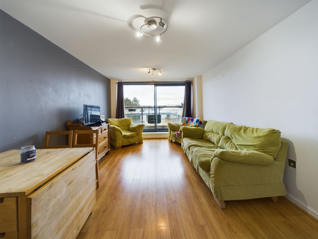Property photo 3 of 19